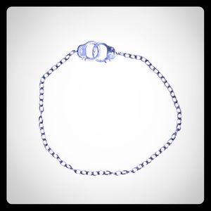 NWOT Handcuffs Necklace